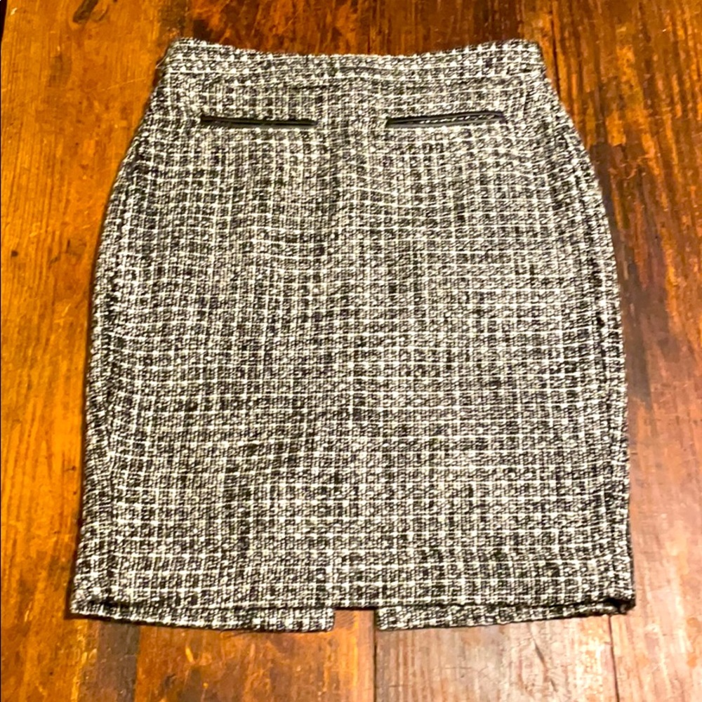 🖤🤍 Tweed Black and White Business Skirt